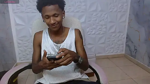 Snapshot of ManSant chatting on 07.07.26 ManSant online show from 07.07.26