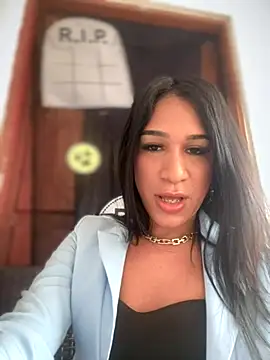 Ashly Miller online show from 10.19.25