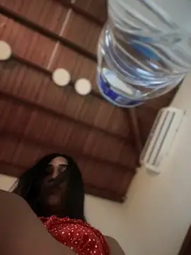 Ashly Miller online show from 11.18.25