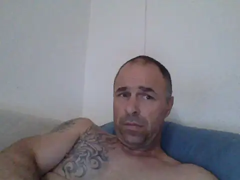 Snapshot of Nowy111 chatting on 05.11.26 Nowy111 online show from 05.11.26