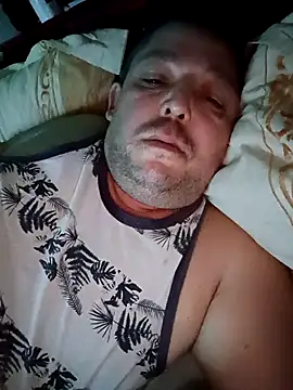 Snapshot of Borisache chatting on 10.30.25 Borisache online show from 10.30.25