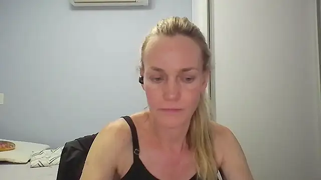 Annylove1 online show from 01.08.26