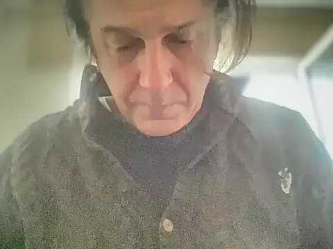 Snapshot of ALPHANDRE chatting on 02.12.26 ALPHANDRE online show from 02.12.26