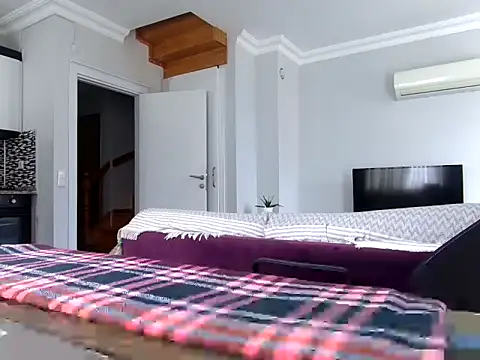 Snapshot of ALPHANDRE chatting on 03.22.26 ALPHANDRE online show from 03.22.26