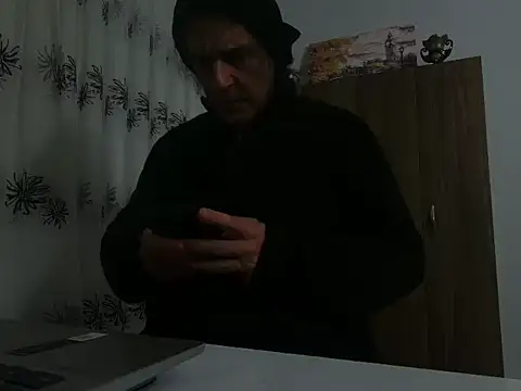 Snapshot of ALPHANDRE chatting on 03.28.26 ALPHANDRE online show from 03.28.26