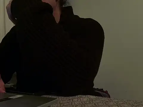 Snapshot of ALPHANDRE chatting on 04.04.26 ALPHANDRE online show from 04.04.26