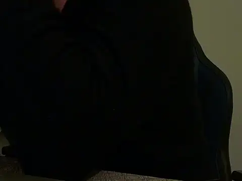 Snapshot of ALPHANDRE chatting on 04.06.26 ALPHANDRE online show from 04.06.26