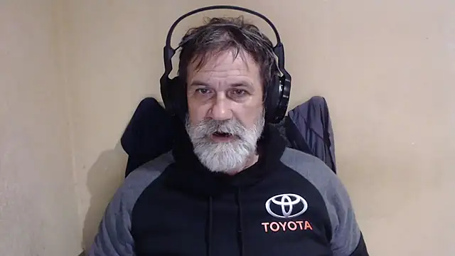 AlexNudo online show from 10.30.25