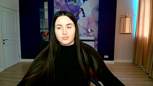 Roxie Bradley online show from 02.21.25