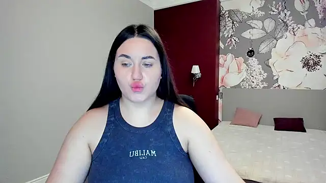 Roxie Bradley online show from 02.03.26