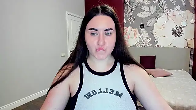 Roxie Bradley online show from 02.24.26