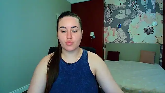 Snapshot of Roxie_Bradley chatting on 05.25.26 Roxie Bradley online show from 05.25.26
