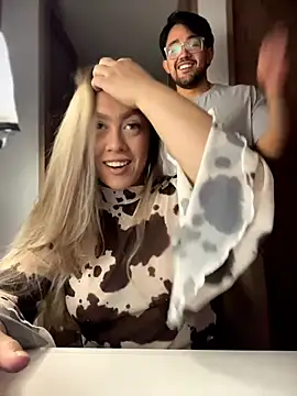 Im sophiie online show from 04.04.26