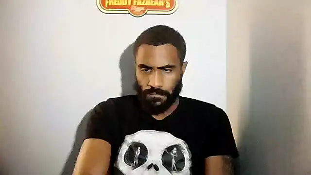Snapshot of SlxmXBlxck chatting on 11.15.25 SlxmXBlxck online show from 11.15.25