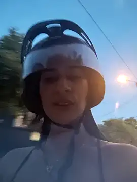 lady-rosse online show from 12.22.24