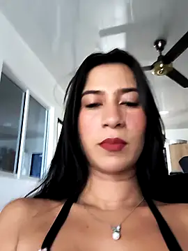 lady-rosse online show from 01.15.25