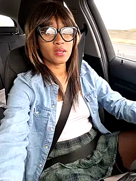 guardami1988 online show from 12.31.24