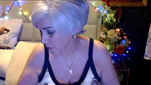 HappyWomanOn online show from 01.18.25