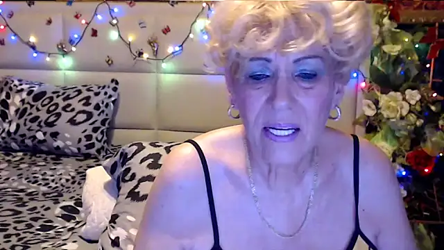 HappyWomanOn online show from 11.12.25