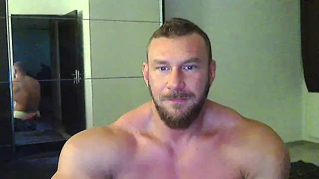 Snapshot of muscularkevin chatting on 05.24.26 muscularkevin online show from 05.24.26