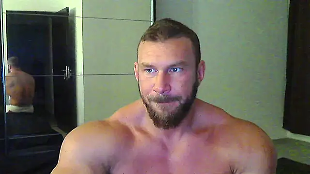 Snapshot of muscularkevin chatting on 05.31.26 muscularkevin online show from 05.31.26
