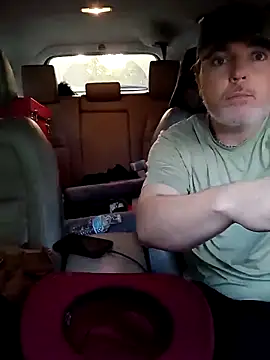 Hotredheadandtoungelasher online show from 03.20.25