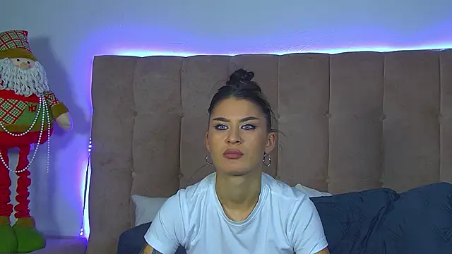 RachelSimpson online show from 12.02.25