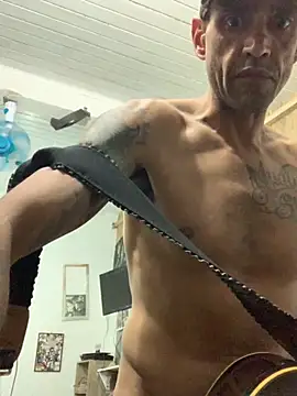 raphadoors19 online show from 11.26.25