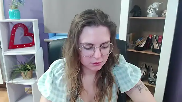 Zoey Erotic online show from 03.17.25