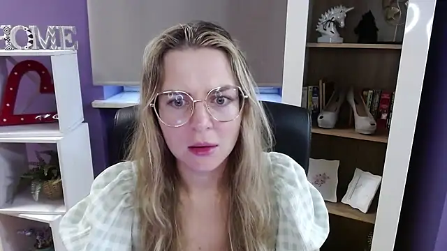 Zoey Erotic online show from 11.10.25