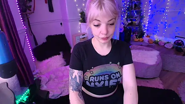 AliceW0lf online show from 04.03.26