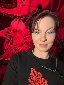 courtneyoccult online show from 10.15.25