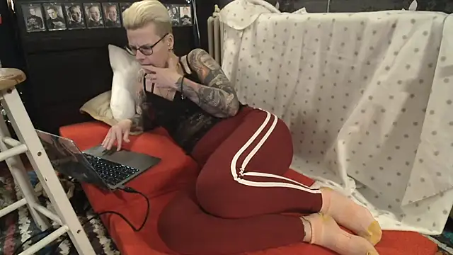 MaryG online show from 01.20.25