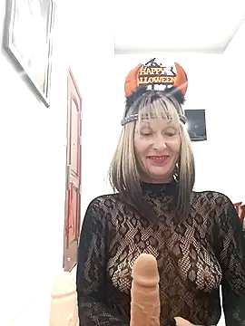 Eliza Wendy online show from 10.27.25