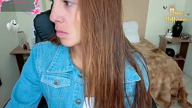 AnisiaFarina online show from 10.29.25