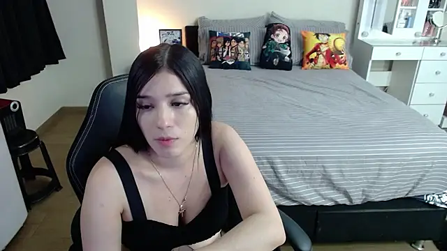Snapshot of kittykat18x chatting on 01.17.25 kittykat18x online show from 01.17.25