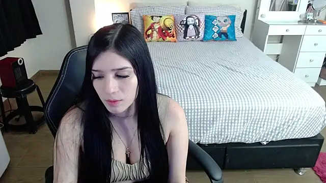 Snapshot of kittykat18x chatting on 03.20.25 kittykat18x online show from 03.20.25