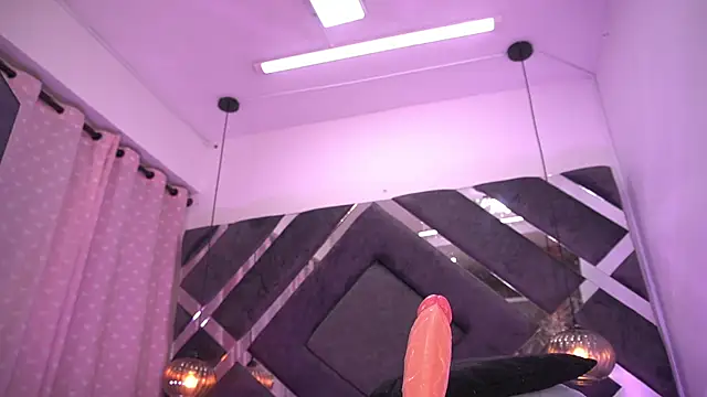 violeta aroca online show from 02.15.25