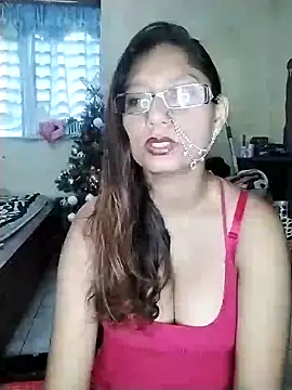 Snapshot of Sivanija_21 chatting on 12.28.24 Sivanija 21 online show from 12.28.24
