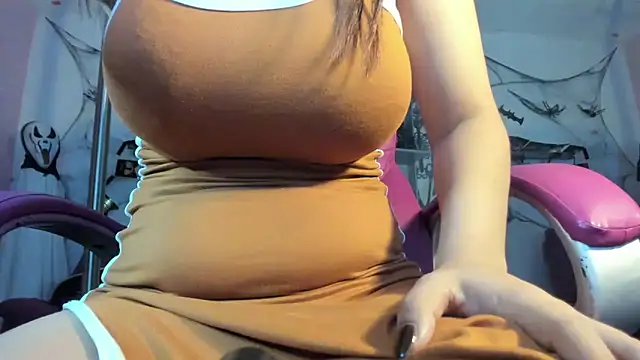 CAMILA--REY online show from 10.25.25