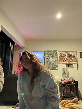 3littleschoolteens online show from 06.10.26