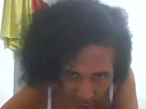 Snapshot of Aishamara chatting on 02.10.25 Aishamara online show from 02.10.25