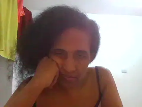 Snapshot of Aishamara chatting on 02.12.25 Aishamara online show from 02.12.25