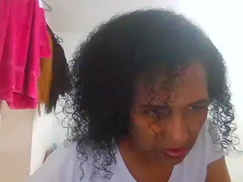 Snapshot of Aishamara chatting on 02.16.25 Aishamara online show from 02.16.25