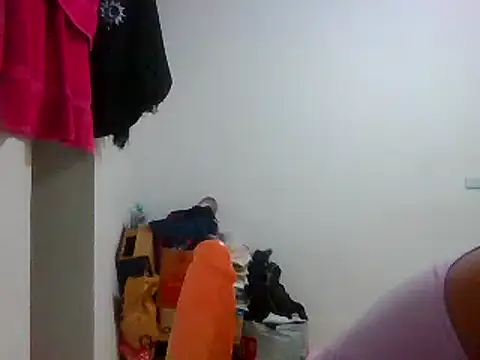 Snapshot of Aishamara chatting on 02.21.25 Aishamara online show from 02.21.25