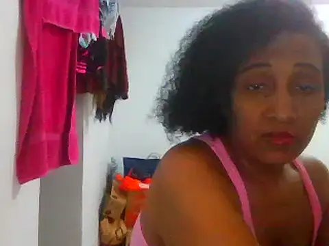 Snapshot of Aishamara chatting on 03.23.25 Aishamara online show from 03.23.25