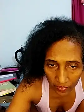 Snapshot of Aishamara chatting on 02.05.26 Aishamara online show from 02.05.26