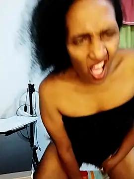 Snapshot of Aishamara chatting on 02.21.26 Aishamara online show from 02.21.26