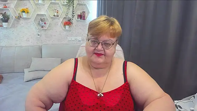 Snapshot of _big_love_ chatting on 04.14.26 big love online show from 04.14.26