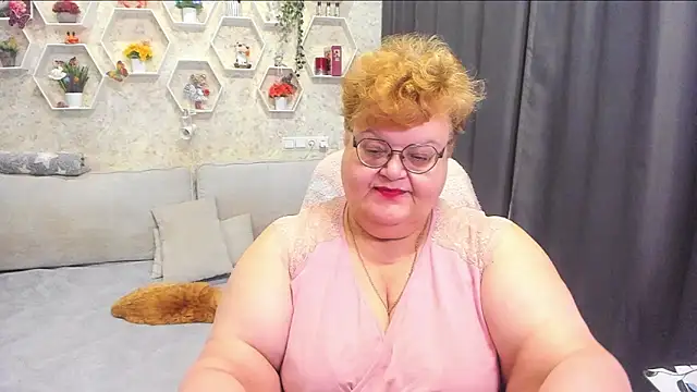 Snapshot of _big_love_ chatting on 04.15.26 big love online show from 04.15.26